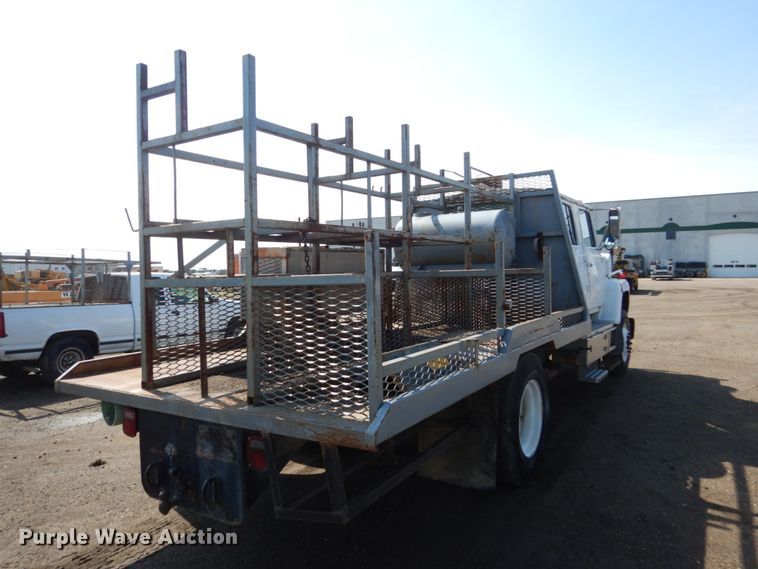 image for item GA9158 1988 Ford L8000  flatbed truck