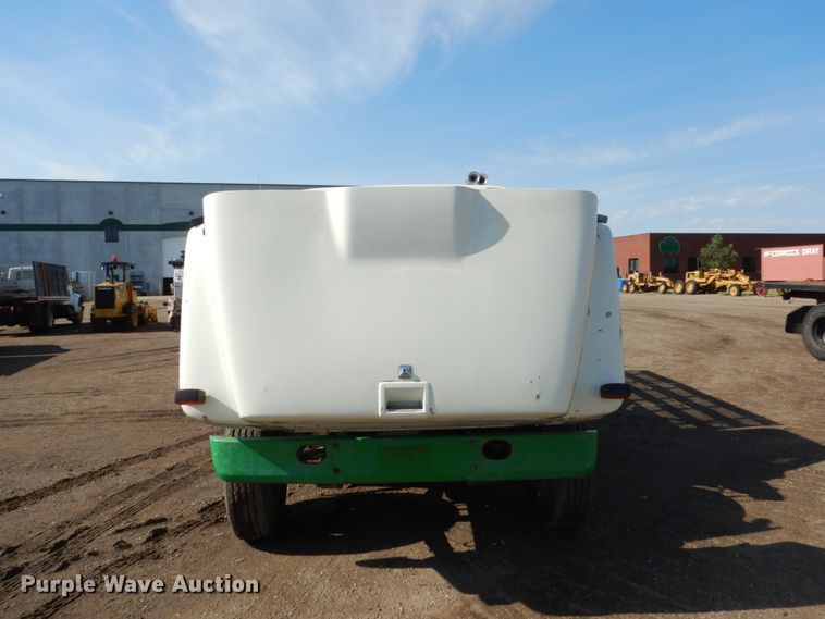 image for item GA9162 1985 International 1900  flat dump bed truck