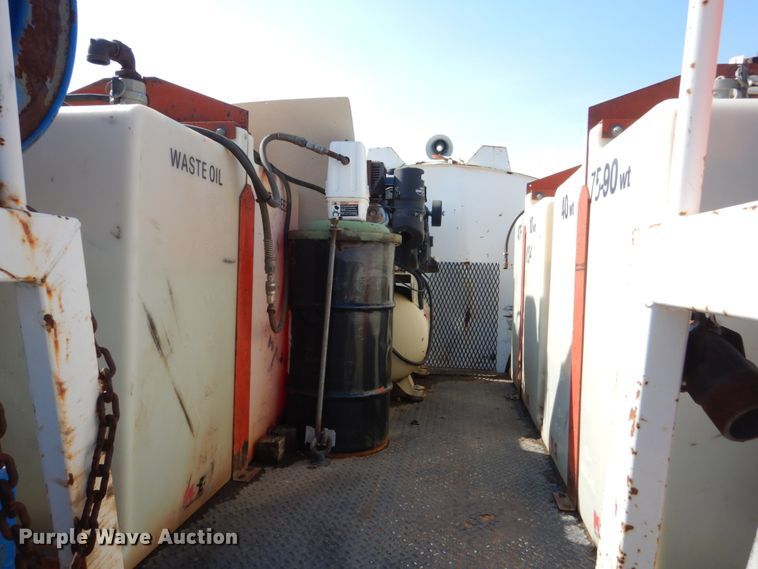 image for item GA9163 1985 International 1900  service truck