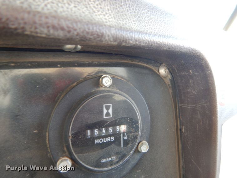 image for item GA9163 1985 International 1900  service truck