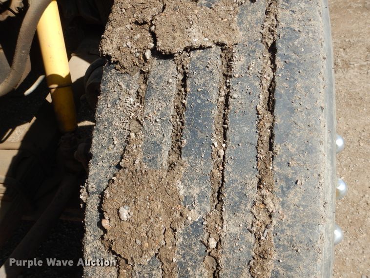 image for item GA9163 1985 International 1900  service truck