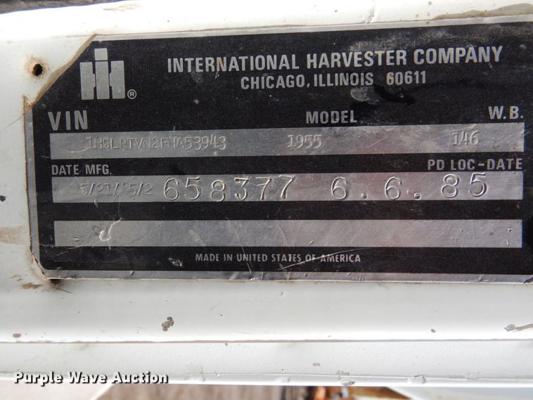 image for item GA9163 1985 International 1900  service truck