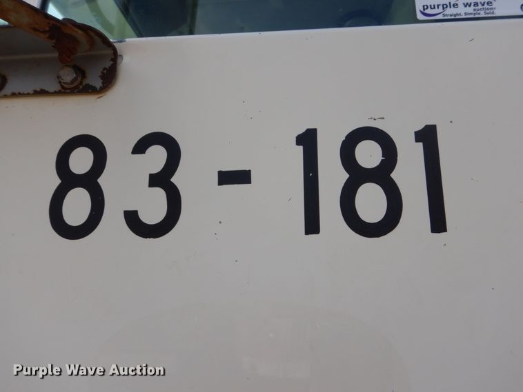 image for item GA9165 1994 White GMC WG64T  semi truck