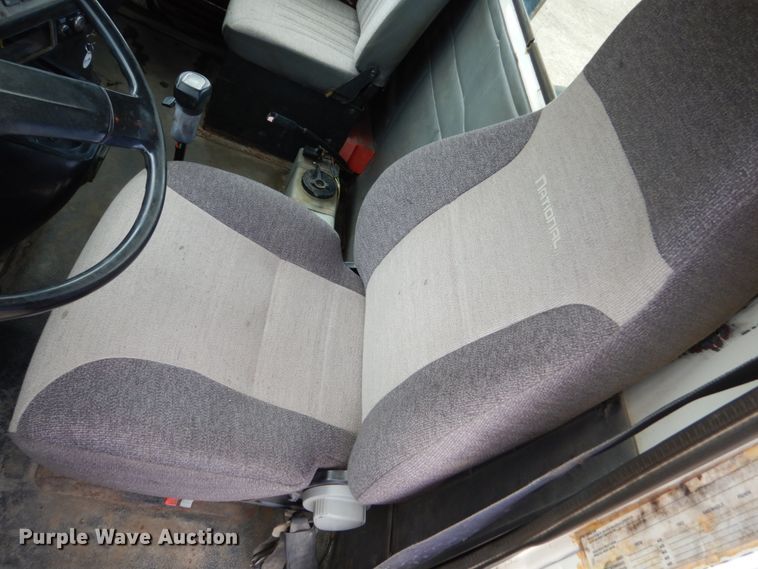 image for item GA9166 1994 White GMC WG64T  semi truck