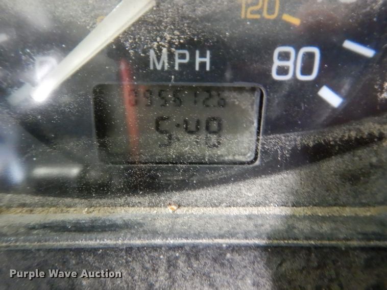 image for item GA9171 1994 White GMC WG64T  semi truck