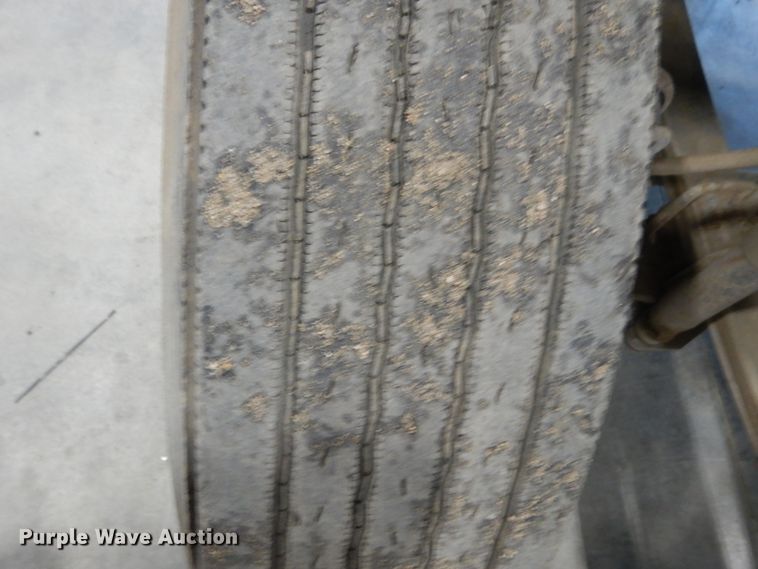 image for item GA9171 1994 White GMC WG64T  semi truck