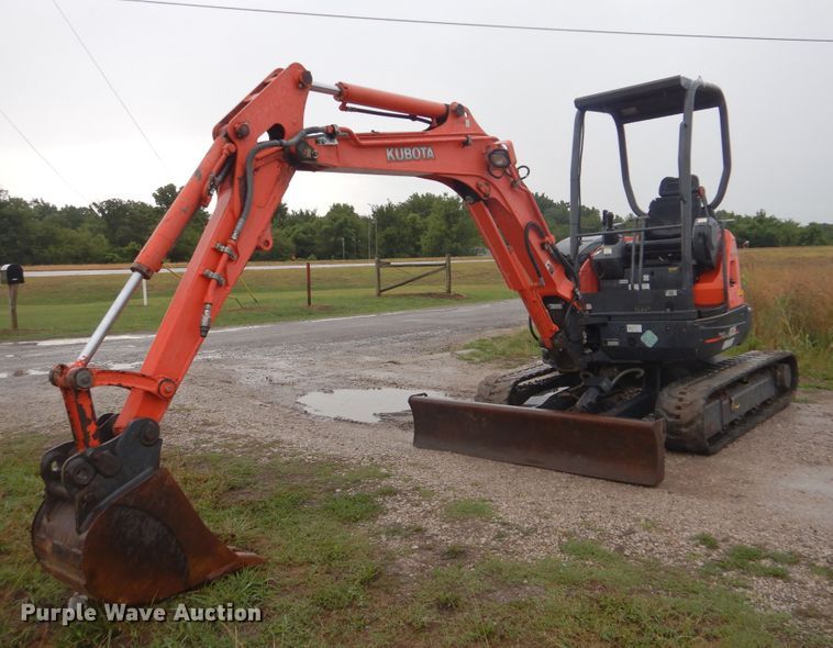 image for item GM9080 2012 Kubota U35 Super Series 2  mini excavator