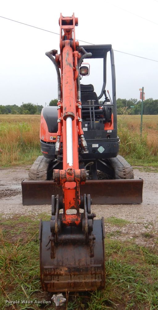 image for item GM9080 2012 Kubota U35 Super Series 2  mini excavator