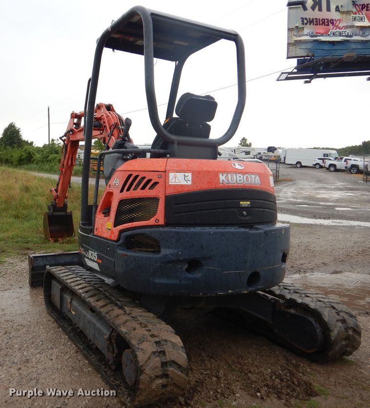 image for item GM9080 2012 Kubota U35 Super Series 2  mini excavator