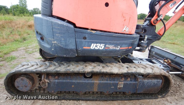 image for item GM9080 2012 Kubota U35 Super Series 2  mini excavator