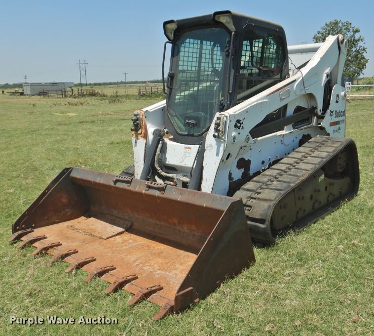 image for item GN9956 2011 Bobcat T870  tracked skid steer loader