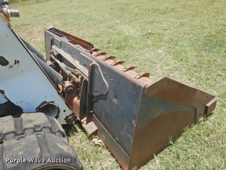 image for item GN9956 2011 Bobcat T870  tracked skid steer loader