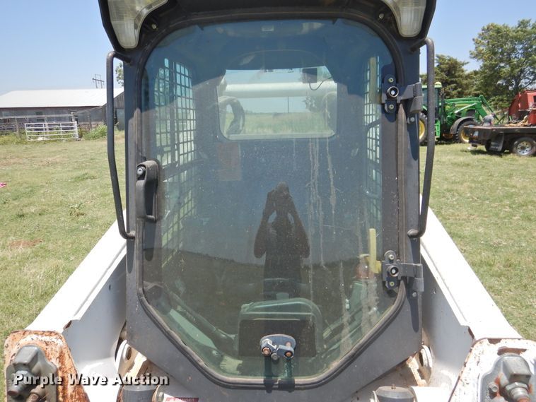 image for item GN9956 2011 Bobcat T870  tracked skid steer loader