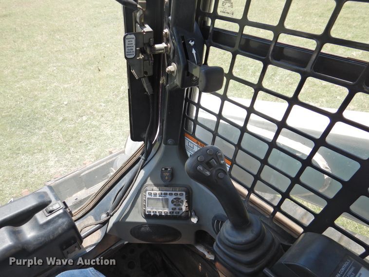 image for item GN9956 2011 Bobcat T870  tracked skid steer loader