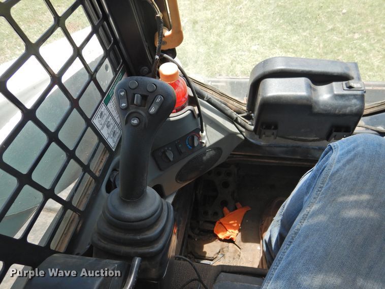 image for item GN9956 2011 Bobcat T870  tracked skid steer loader