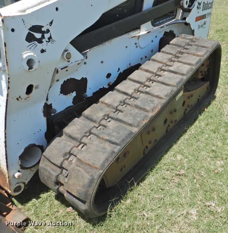 image for item GN9956 2011 Bobcat T870  tracked skid steer loader