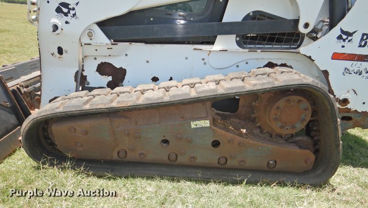 image for item GN9956 2011 Bobcat T870  tracked skid steer loader
