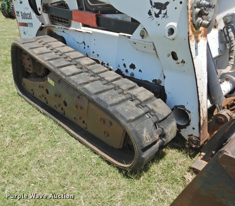 image for item GN9956 2011 Bobcat T870  tracked skid steer loader