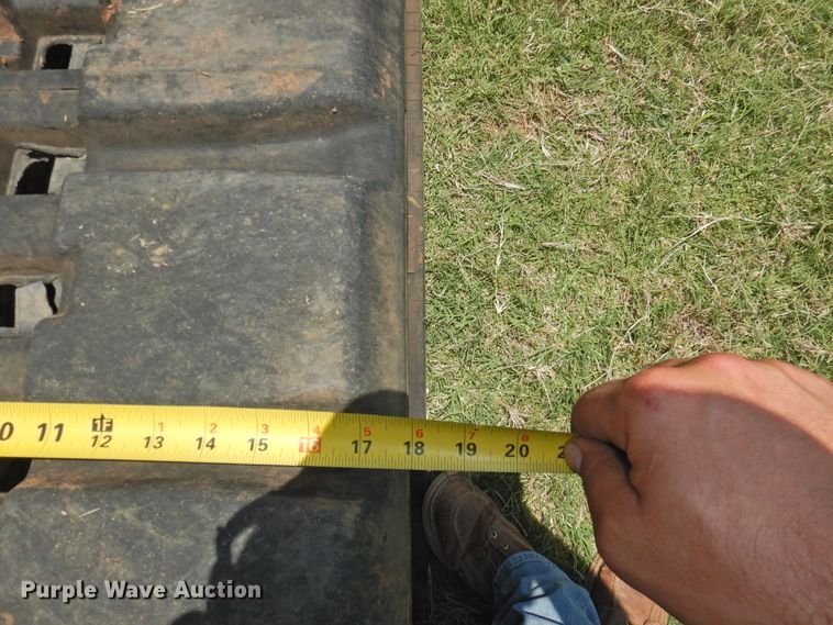 image for item GN9956 2011 Bobcat T870  tracked skid steer loader