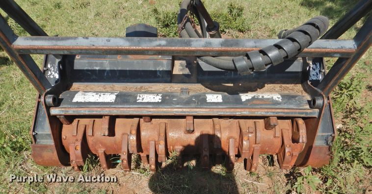 image for item GN9958 Bobcat skid steer forestry cutter