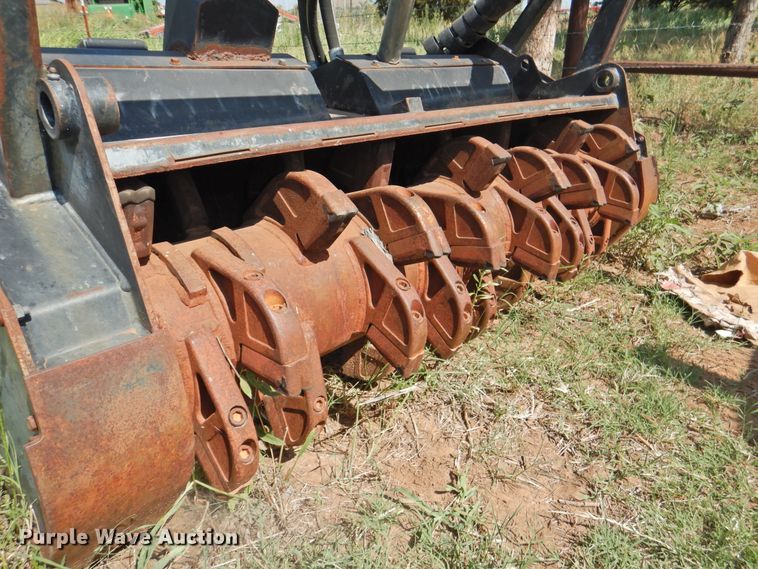 image for item GN9958 Bobcat skid steer forestry cutter