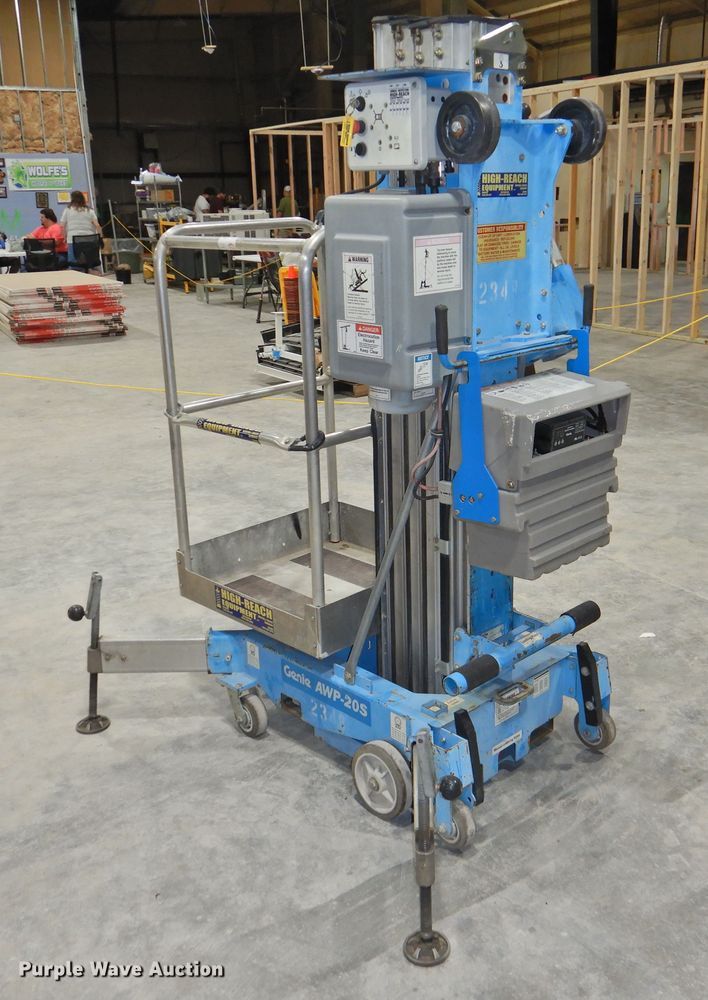 image for item GN9966 2012 Genie AWP-20S DC  vertical lift