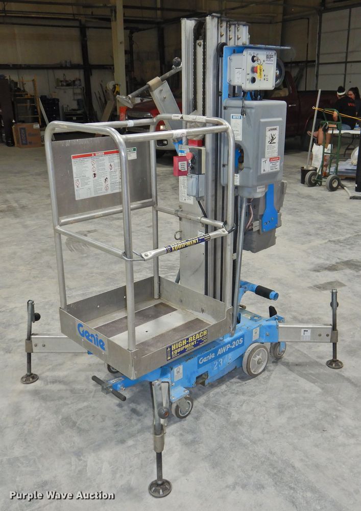 image for item GN9966 2012 Genie AWP-20S DC  vertical lift