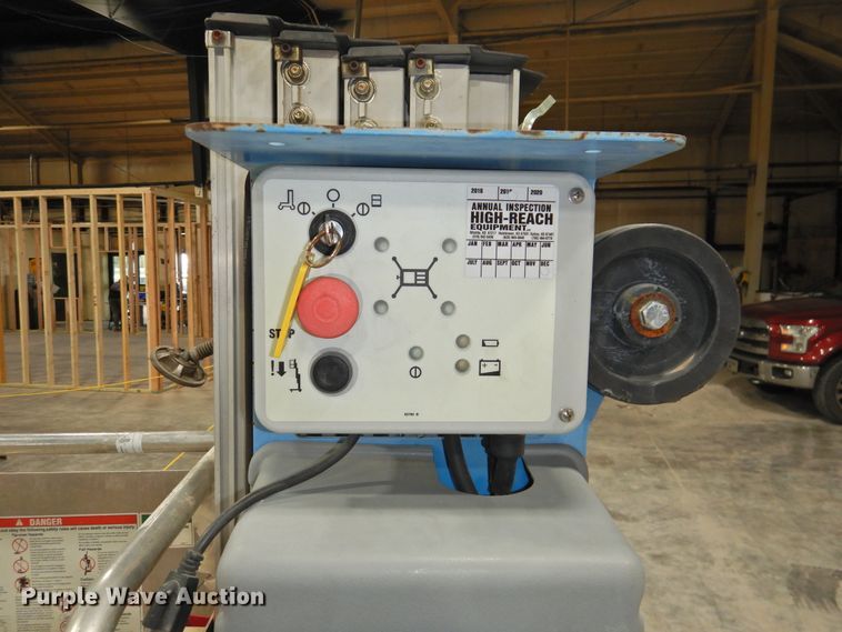 image for item GN9966 2012 Genie AWP-20S DC  vertical lift