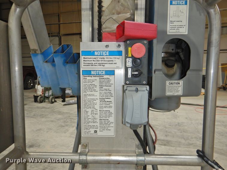 image for item GN9966 2012 Genie AWP-20S DC  vertical lift