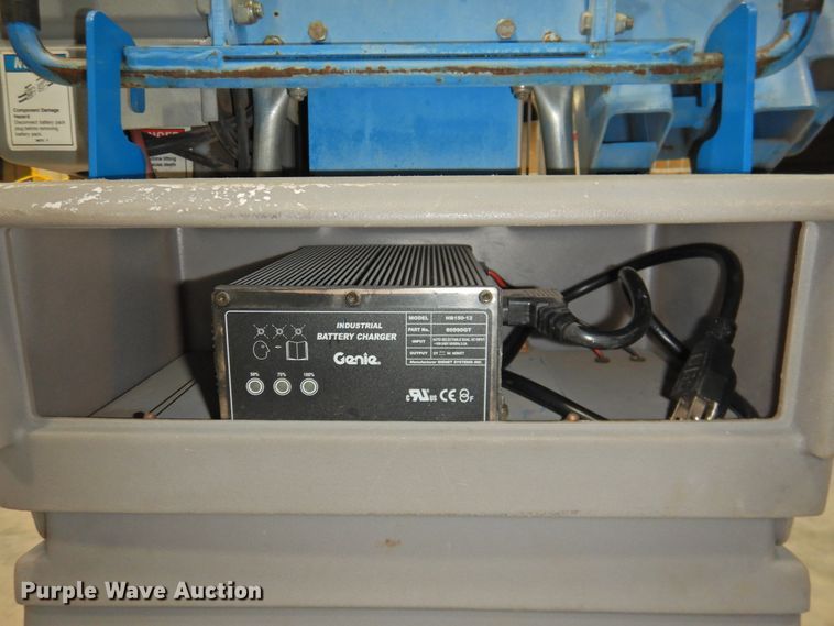 image for item GN9966 2012 Genie AWP-20S DC  vertical lift