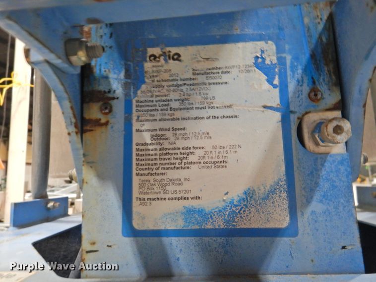 image for item GN9966 2012 Genie AWP-20S DC  vertical lift