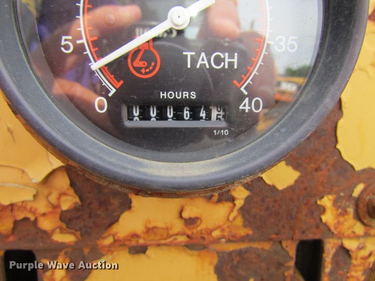 image for item GQ9042 Vermeer T600C  trencher