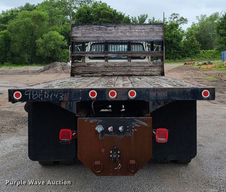 image for item GT9159 1998 Ford F800  flatbed truck