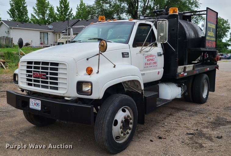 image for item GT9160 1997 GMC C7500 asphalt sealcoat truck