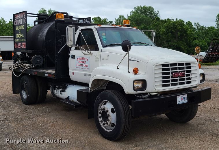 image for item GT9160 1997 GMC C7500 asphalt sealcoat truck