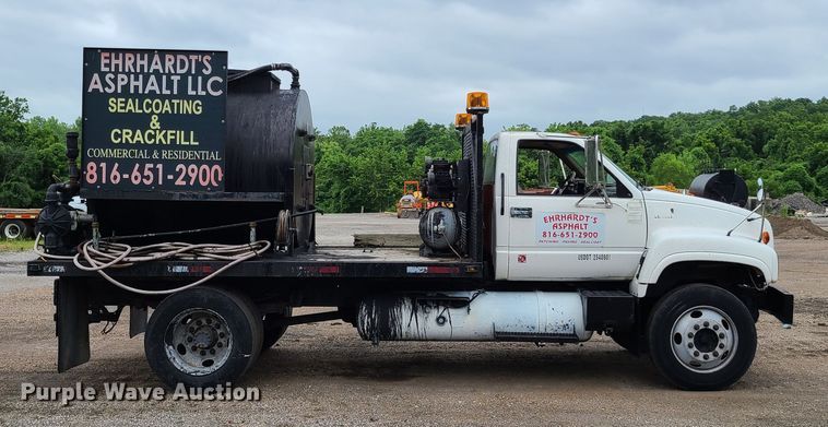 image for item GT9160 1997 GMC C7500 asphalt sealcoat truck
