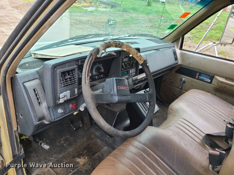 image for item GT9160 1997 GMC C7500 asphalt sealcoat truck