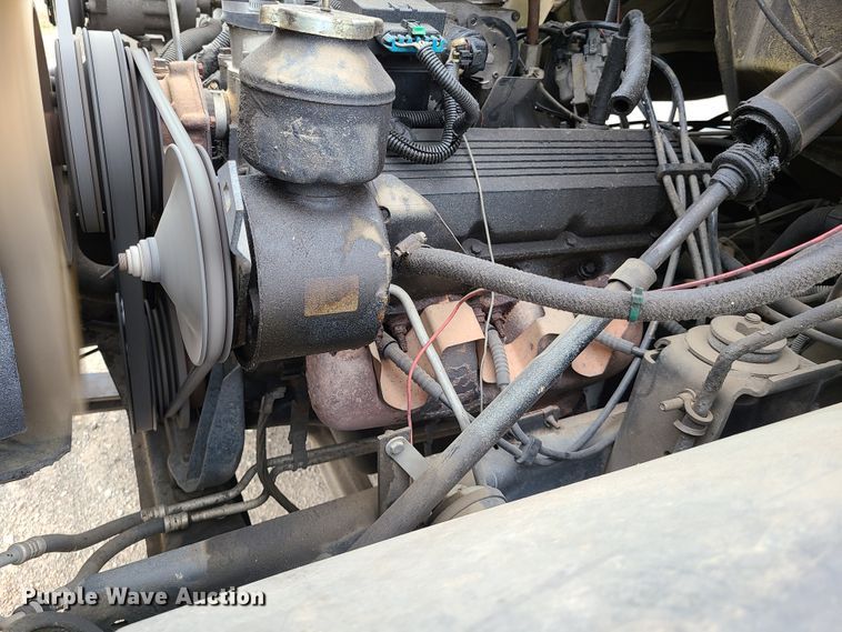 image for item GT9160 1997 GMC C7500 asphalt sealcoat truck