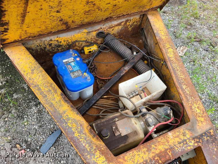 image for item GT9161 1993 Eagle Body equipment trailer