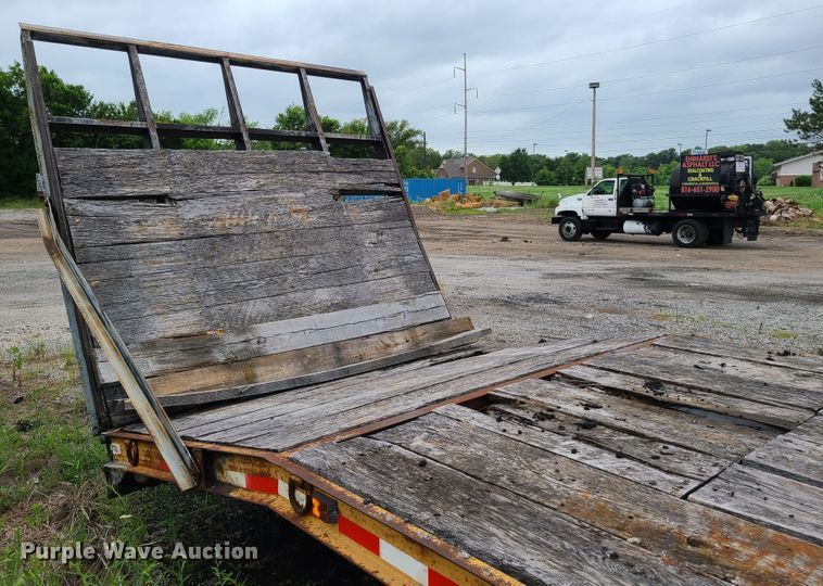 image for item GT9161 1993 Eagle Body equipment trailer