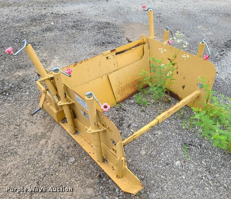 image for item GT9162 Ditch Runner skid steer asphalt screed