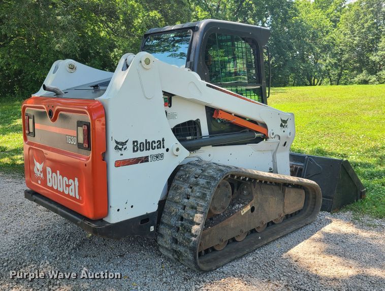 image for item GT9189 2010 Bobcat T630  tracked skid steer loader