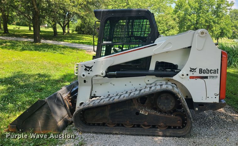 image for item GT9189 2010 Bobcat T630  tracked skid steer loader