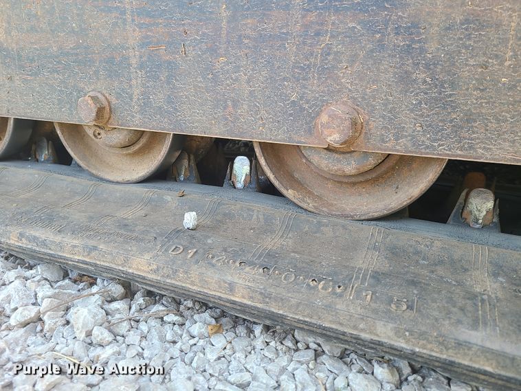 image for item GT9189 2010 Bobcat T630  tracked skid steer loader