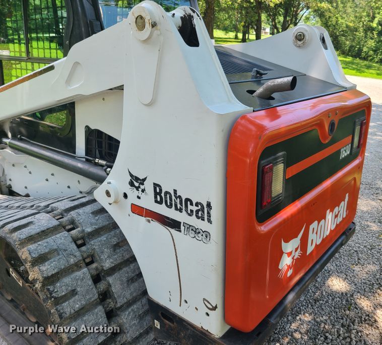 image for item GT9189 2010 Bobcat T630  tracked skid steer loader