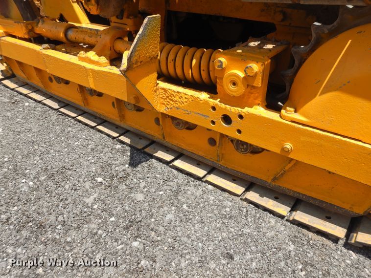 image for item GT9307 John Deere 350B  dozer