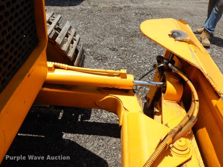 image for item GT9307 John Deere 350B  dozer