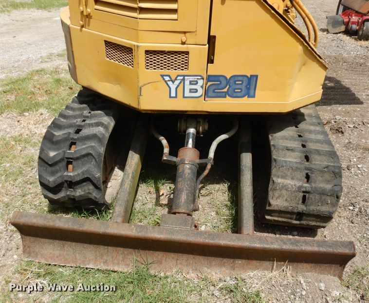 image for item GT9319 Yanmar YB-281  mini excavator