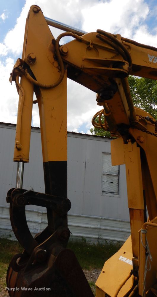 image for item GT9319 Yanmar YB-281  mini excavator