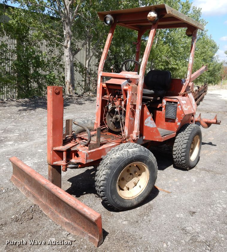 Ditch Witch R30 trencher in Tulsa, OK | Item GT9330 sold | Purple Wave